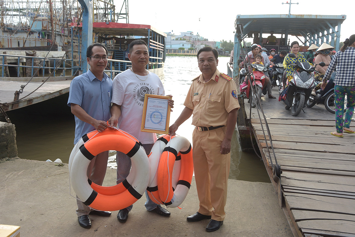 Kiên Giang công nhận bến đò “Văn hóa - an toàn” Bình An